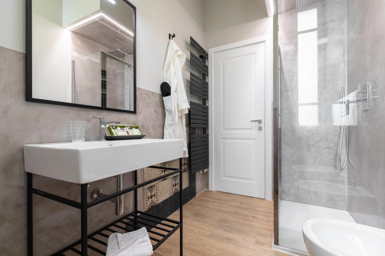 Foresteria Di Piazza Cavour - Luxury Suites & Guest House Рим Экстерьер фото