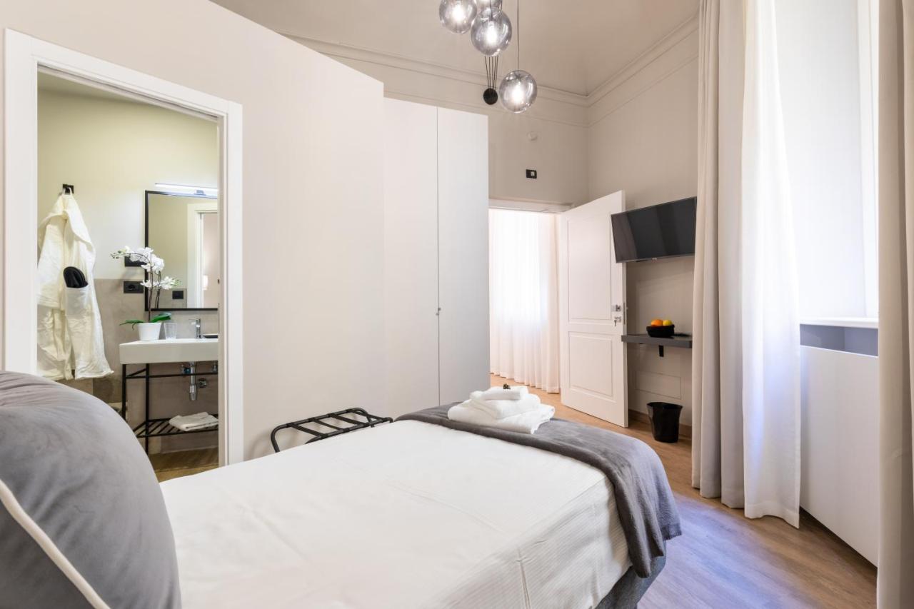 Foresteria Di Piazza Cavour - Luxury Suites & Guest House Рим Экстерьер фото